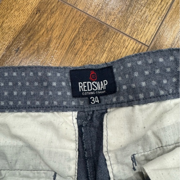 Men’s RedSnap Shorts - Picture 2 of 2